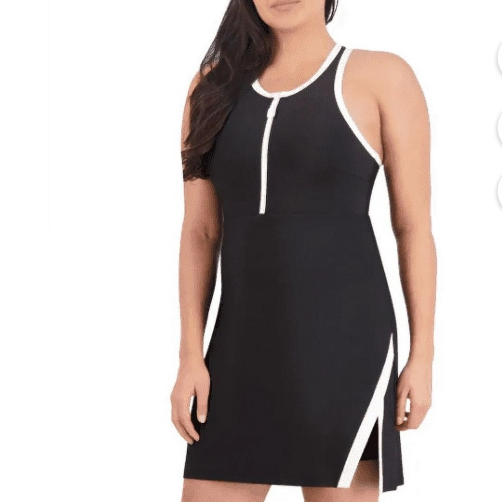 SAGE COLLECTIVE Tennis Pickleball sleeveless dress shorts,razorback size M NWT
